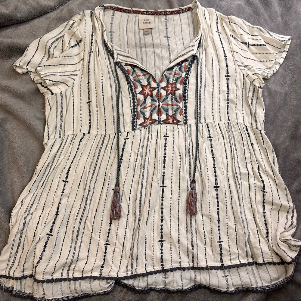 Knox Rose Cream and Black Embroidered Blouse